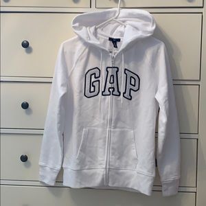 BNWT! GAP women’s zip up hoodie